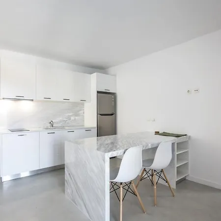 67sq Meters Modern With A Swimming Pool And Sea View In Koundouros